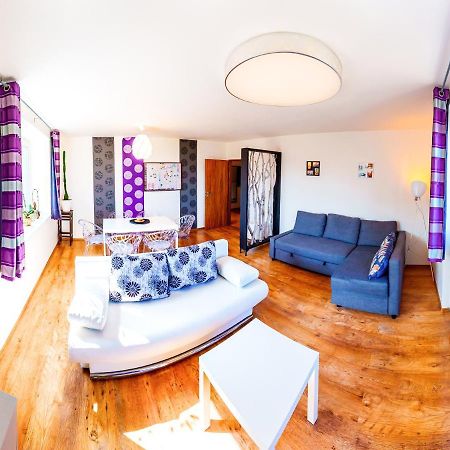 Apartment Pod Sychrovem Прага Экстерьер фото