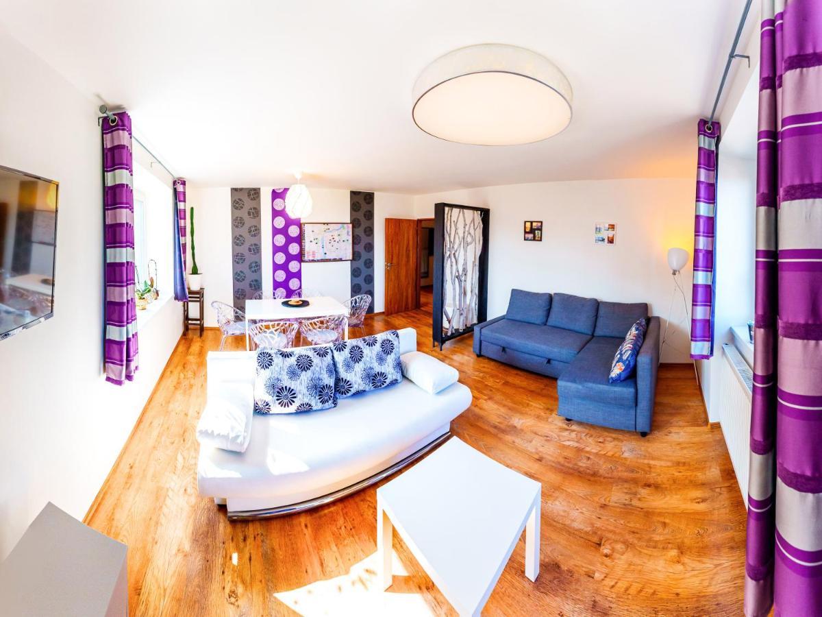 Apartment Pod Sychrovem Прага Экстерьер фото